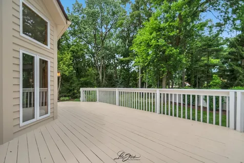 542 West Rosiland Drive Palatine IL 60074