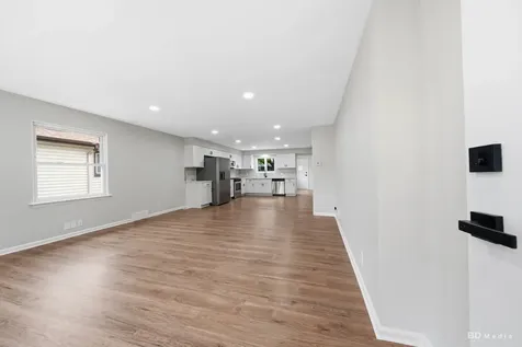 521 Cowles Avenue Joliet IL 60435
