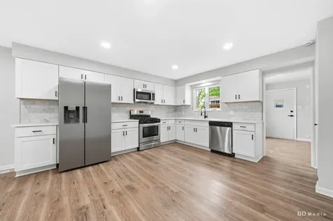 521 Cowles Avenue Joliet IL 60435