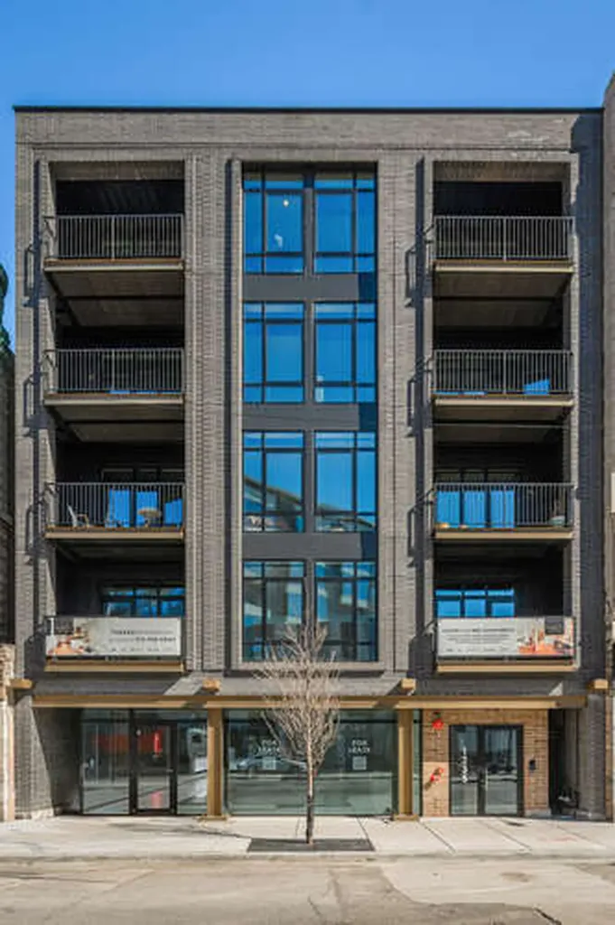 1257 North Ashland Avenue Chicago IL 60622