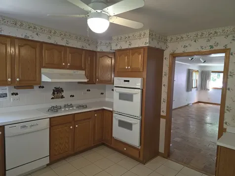 26418 North Willow Avenue Mundelein IL 60060