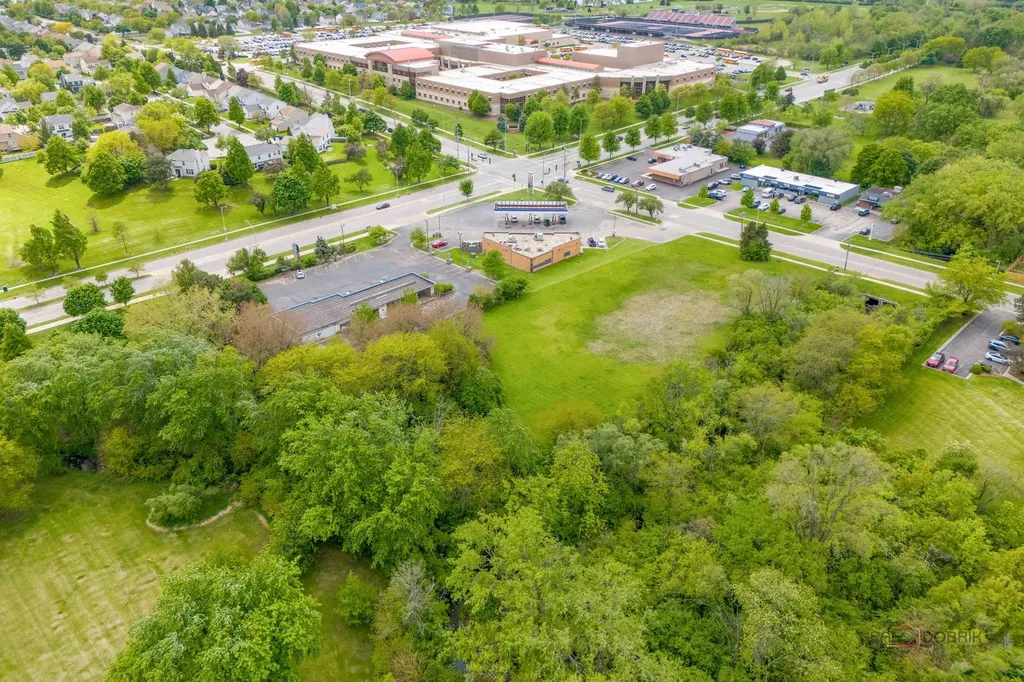 450 Lily Cache Lane Bolingbrook IL 60440