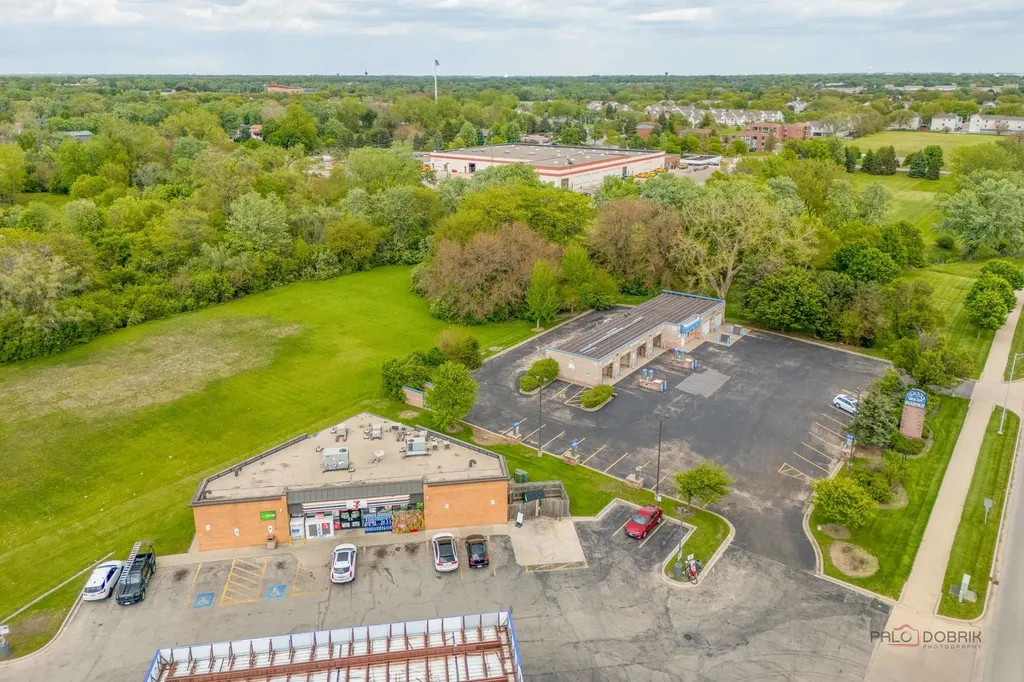 450 Lily Cache Lane Bolingbrook IL 60440