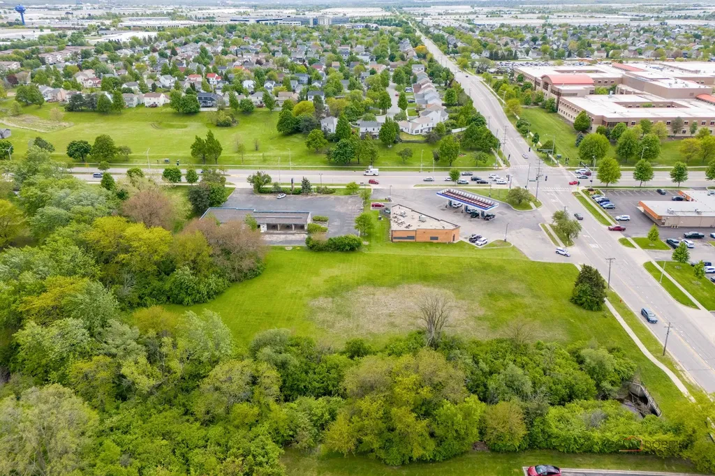450 Lily Cache Lane Bolingbrook IL 60440