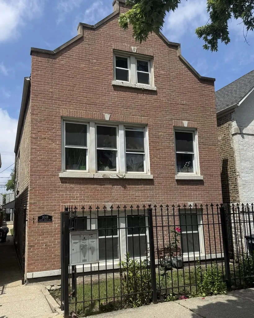 3008 South Homan Avenue Chicago IL 60623