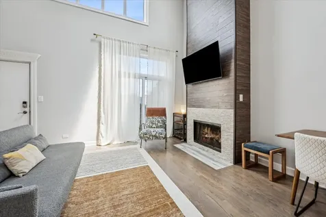 1529 West Montana Street Chicago IL 60614