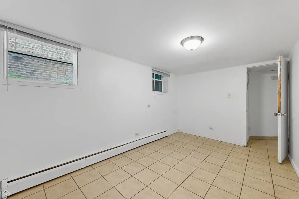2337 North Sawyer Avenue Chicago IL 60647