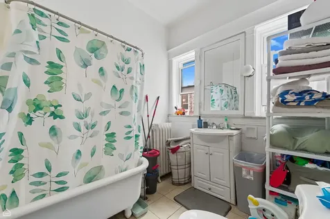 2337 North Sawyer Avenue Chicago IL 60647