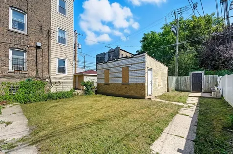 2337 North Sawyer Avenue Chicago IL 60647
