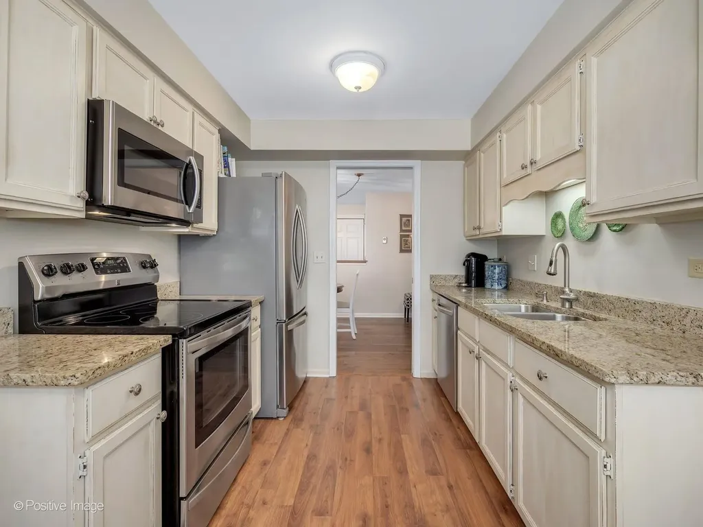 326 Park Avenue Clarendon Hills IL 60514