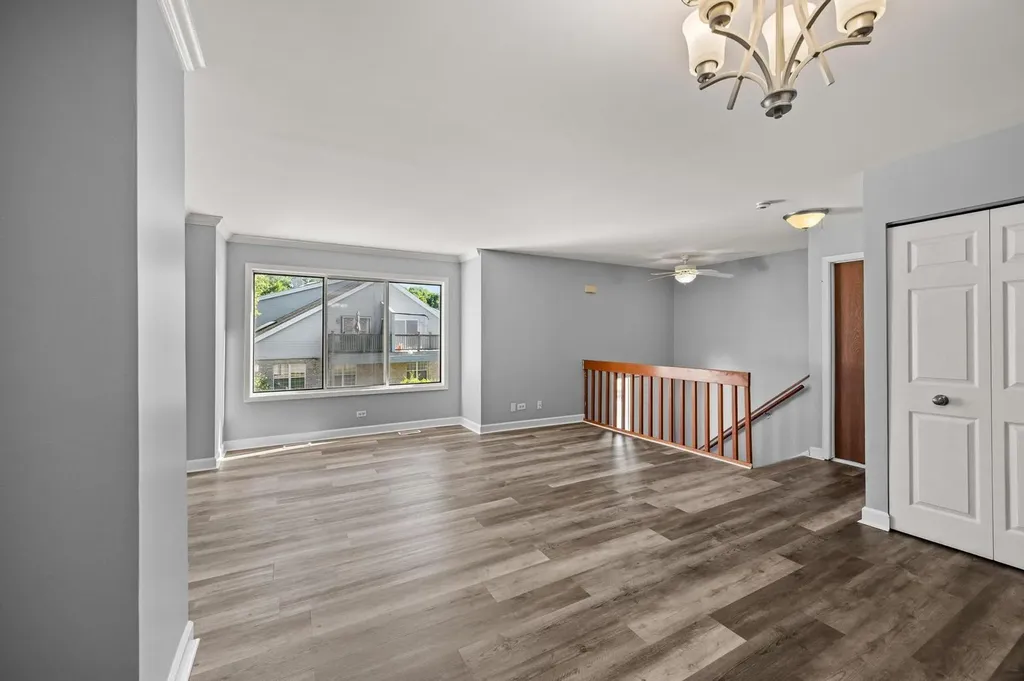 272 Park Ridge Lane Aurora IL 60504