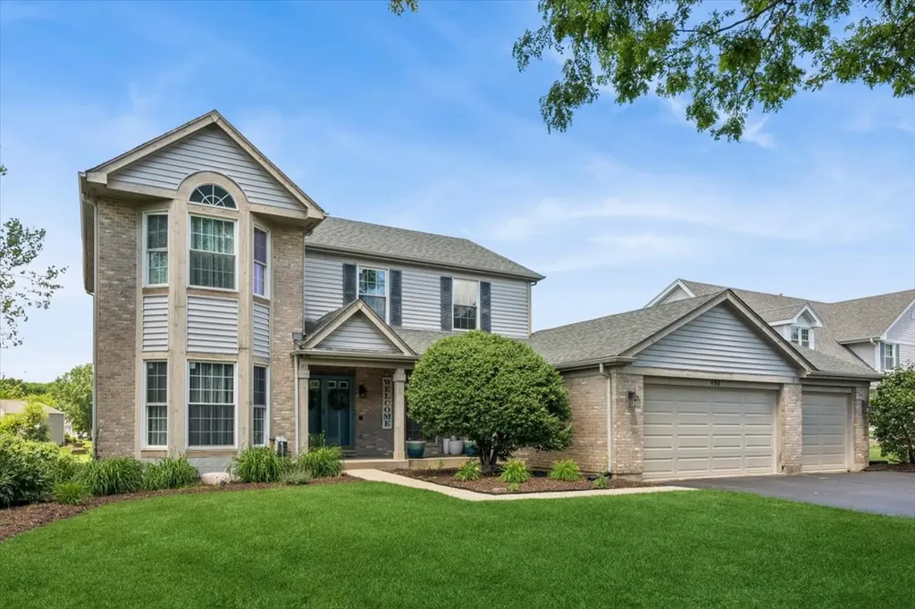 490 Flora Drive Algonquin IL 60102