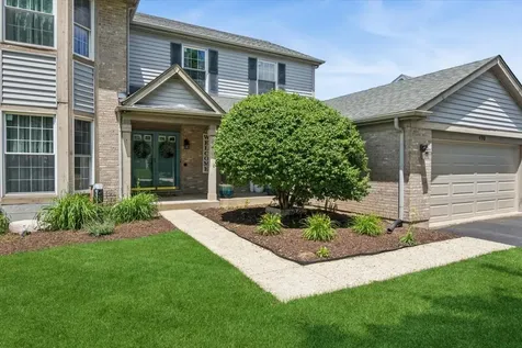 490 Flora Drive Algonquin IL 60102