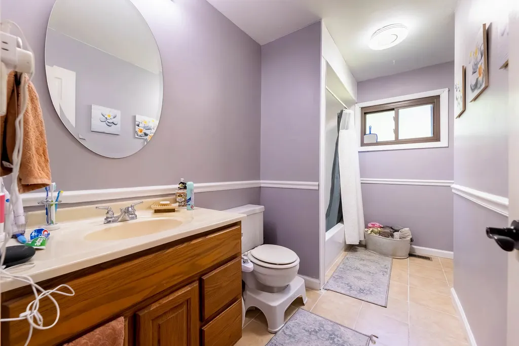 361 Lyons Drive Bolingbrook IL 60440