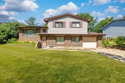 361 Lyons Drive Bolingbrook IL 60440