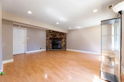 361 Lyons Drive Bolingbrook IL 60440