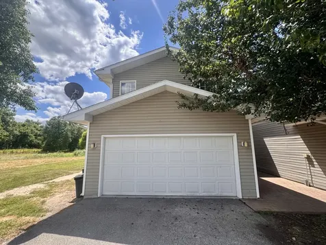 713 Savannah Avenue Herrin IL 62948
