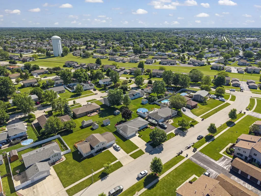 760 Bon Terre Road New Lenox IL 60451