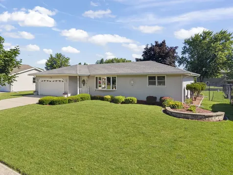 760 Bon Terre Road New Lenox IL 60451