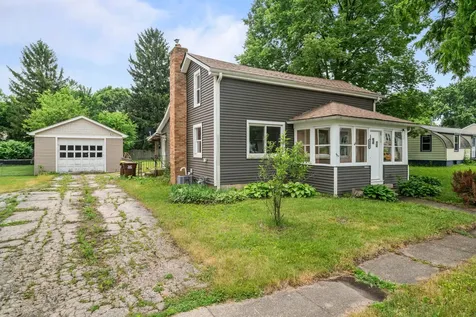 336 West Menomonie Street Belvidere IL 61008