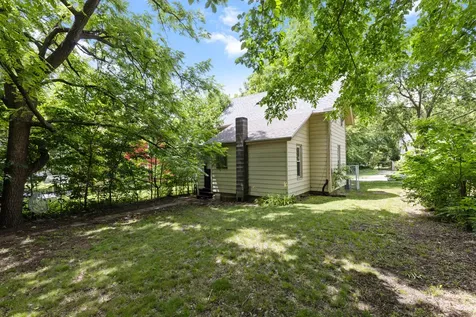 1029 Woodlawn Avenue Rockford IL 61103