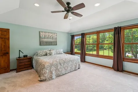 738 West Evergreen Court Palatine IL 60067