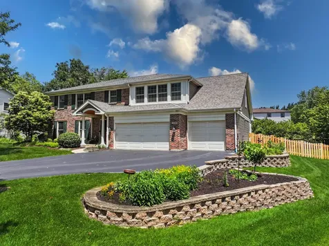 738 West Evergreen Court Palatine IL 60067