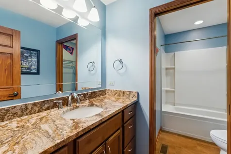 738 West Evergreen Court Palatine IL 60067