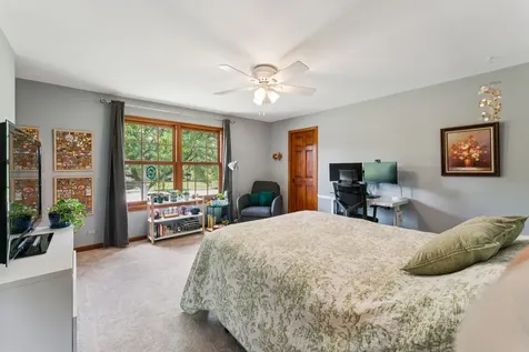 738 West Evergreen Court Palatine IL 60067