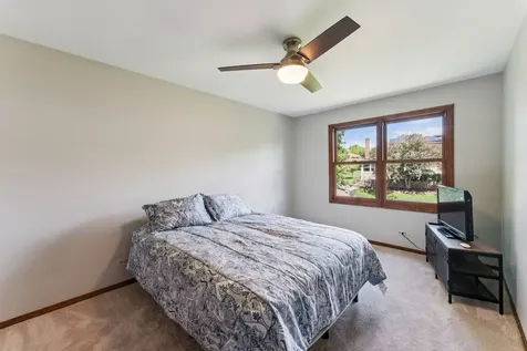 738 West Evergreen Court Palatine IL 60067