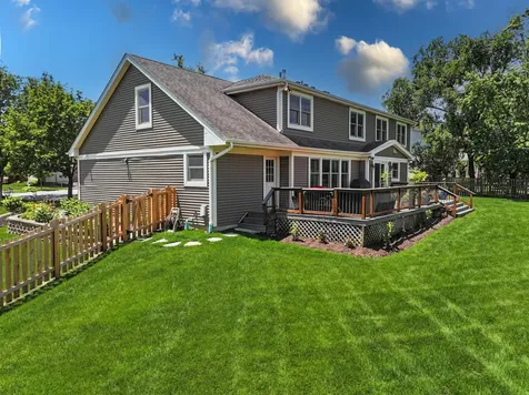 738 West Evergreen Court Palatine IL 60067