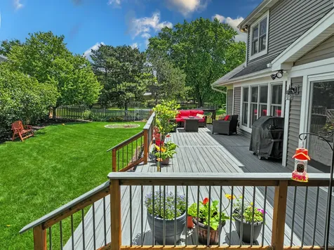 738 West Evergreen Court Palatine IL 60067