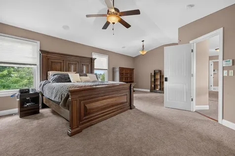 2713 Piney Run Bloomington IL 61705