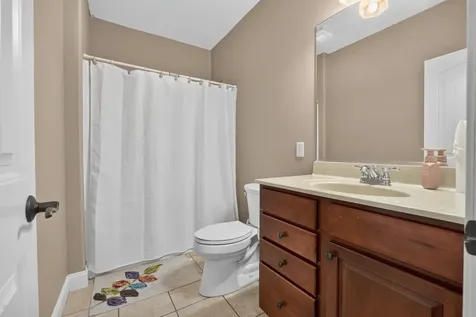2713 Piney Run Bloomington IL 61705