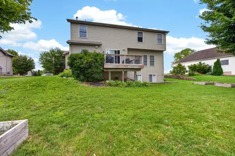 2713 Piney Run Bloomington IL 61705