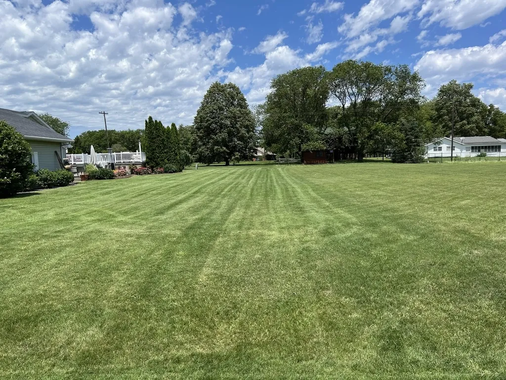 314 Kellerhal Drive Cissna Park IL 60924