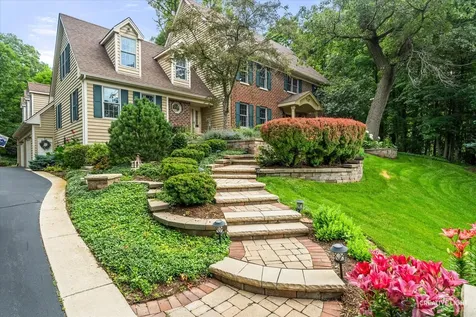 42W264 Hidden Springs Drive St. Charles IL 60175