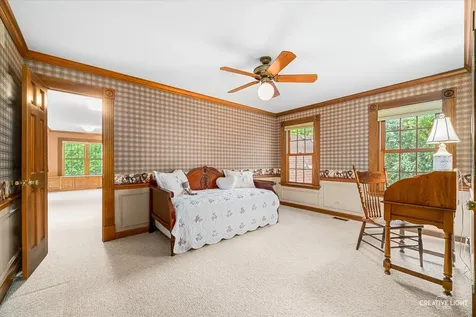 42W264 Hidden Springs Drive St. Charles IL 60175