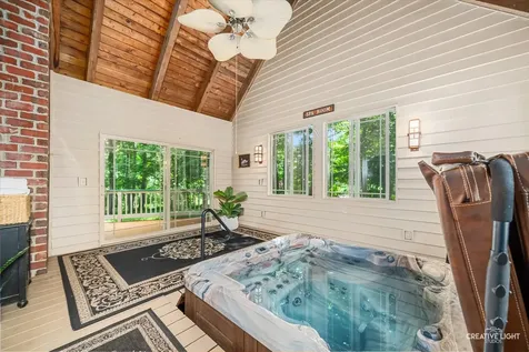42W264 Hidden Springs Drive St. Charles IL 60175