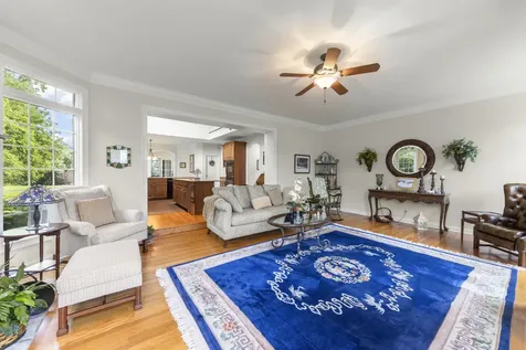 41W102 Oak Hills Court Elburn IL 60119