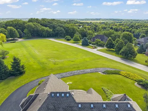 41W102 Oak Hills Court Elburn IL 60119