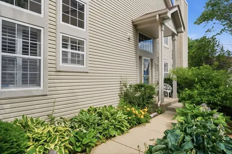 3126 St.michel Lane St. Charles IL 60175