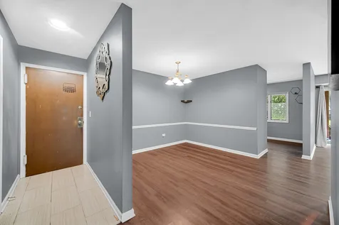 1575 Sandpebble Drive Wheeling IL 60090