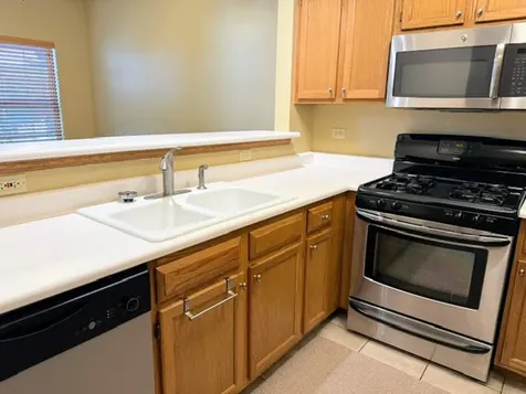 5 Dewalt Court Elmhurst IL 60126