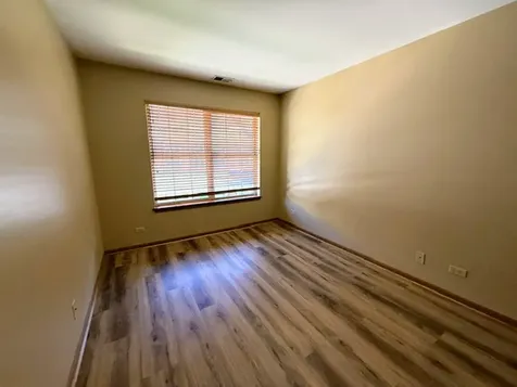 5 Dewalt Court Elmhurst IL 60126