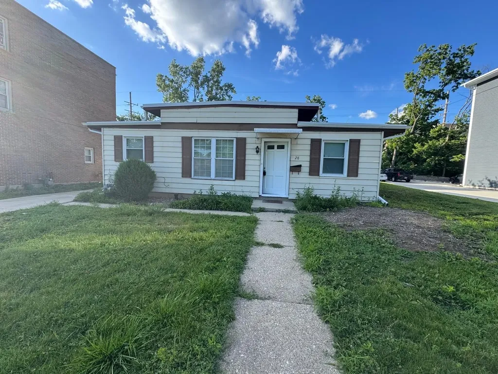 28 West Willow Street Lombard IL 60148