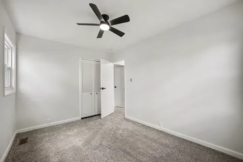 338 Hickory Avenue Romeoville IL 60446