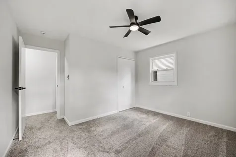 338 Hickory Avenue Romeoville IL 60446
