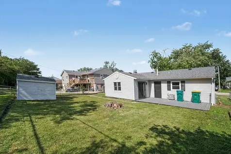 338 Hickory Avenue Romeoville IL 60446