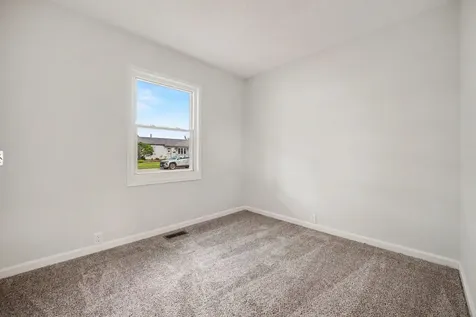 338 Hickory Avenue Romeoville IL 60446